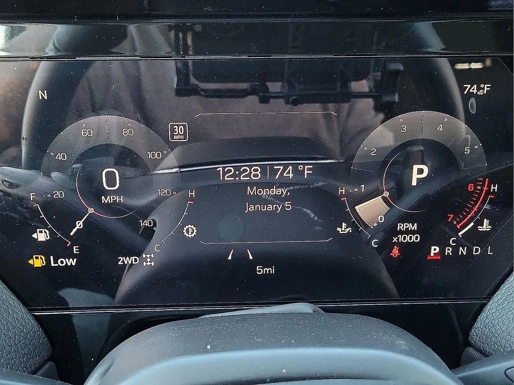 2026 GMC Yukon XL Denali - Photo 17