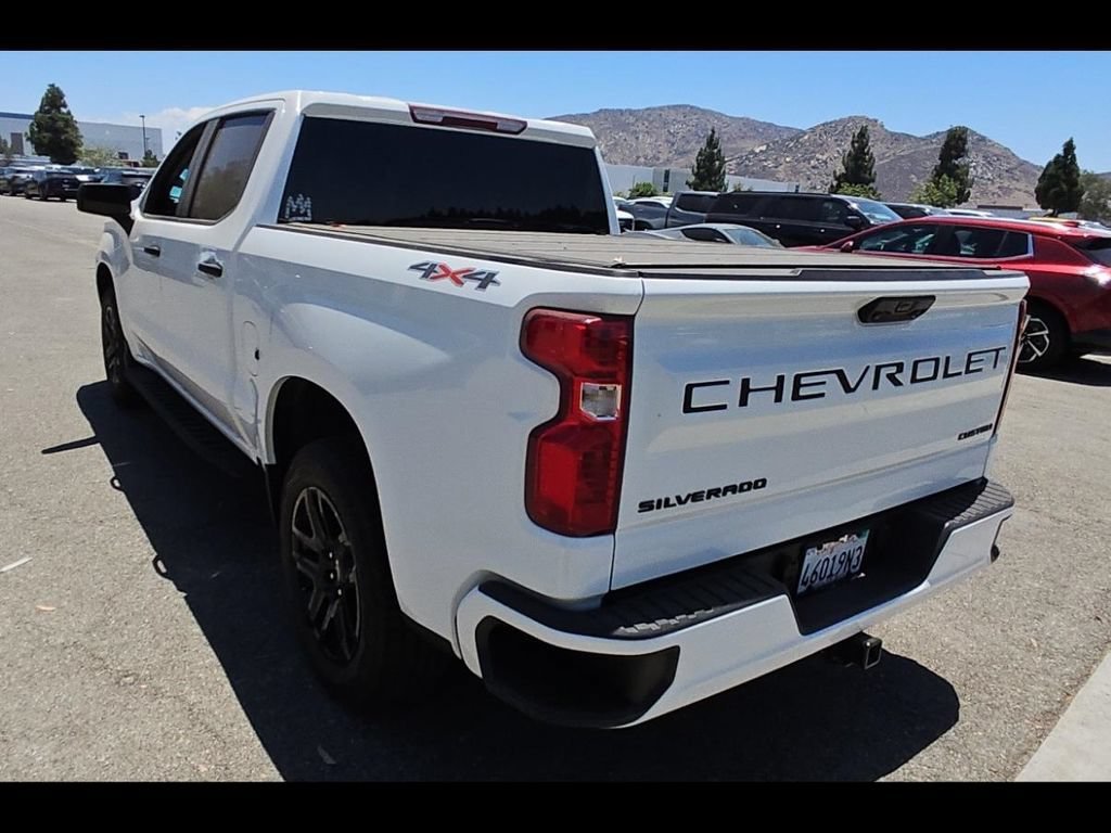 Used 2023 SUMMIT WHITE Chevrolet Custom image 4