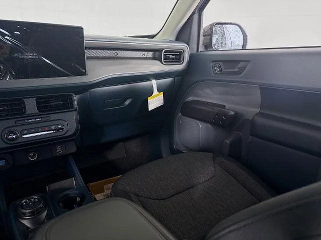 New 2026 Space White Metallic Ford XLT image 50