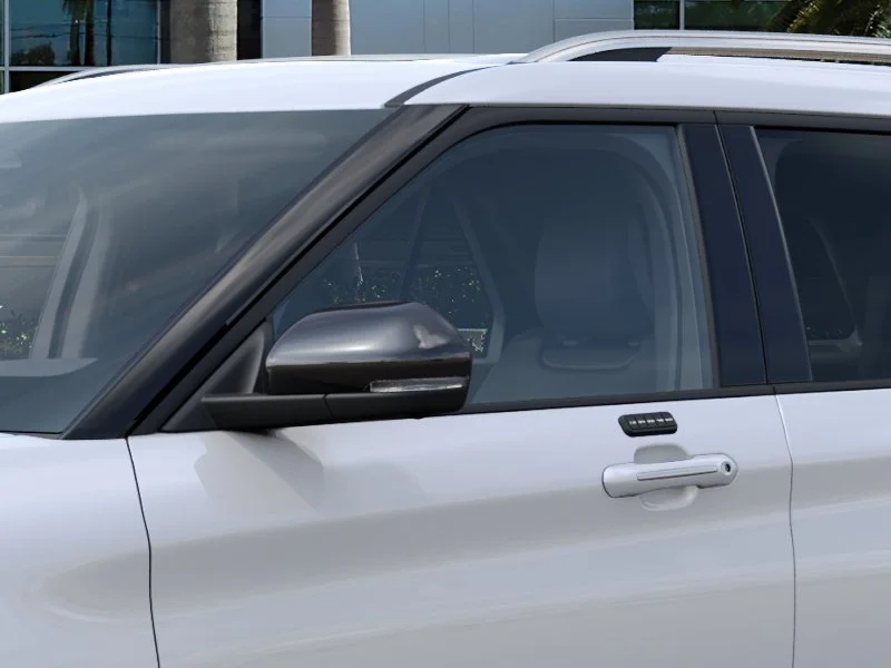 New 2027 Star White Metallic Tri-Coat Ford Platinum™ image 43