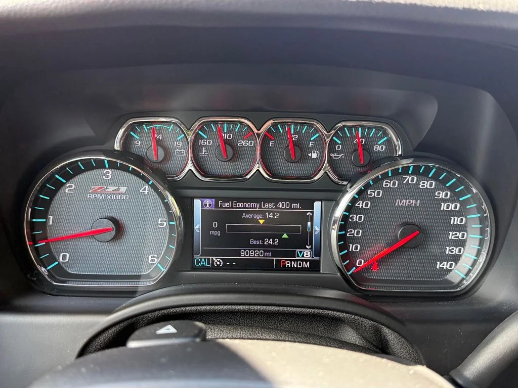 Used 2016 Gray Chevrolet LT image 29