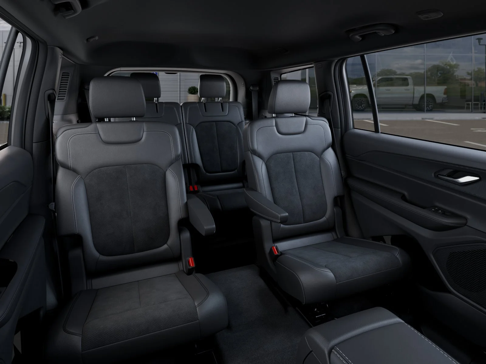 New 2025 Silver Zynith Exterior Paint Jeep Altitude image 15