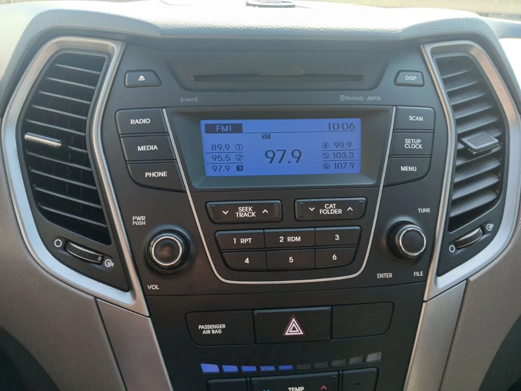 Used 2015 Twilight Black Hyundai Base image 19