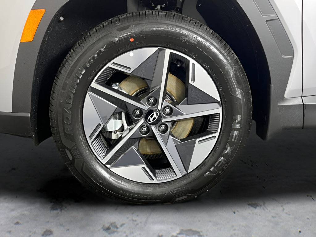 New 2026 Silver Hyundai SEL image 15