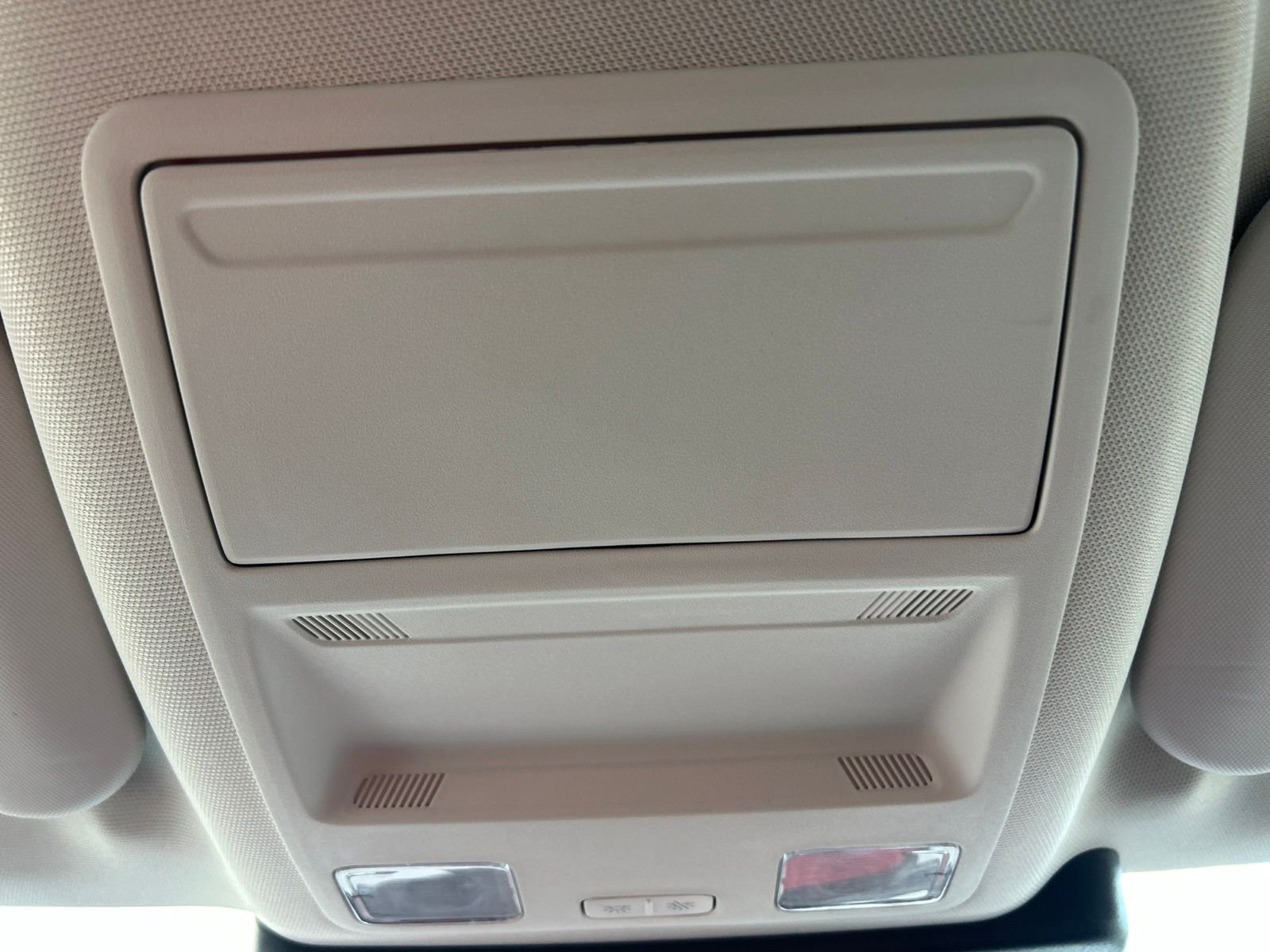 Used 2024 White Ford Badlands image 33