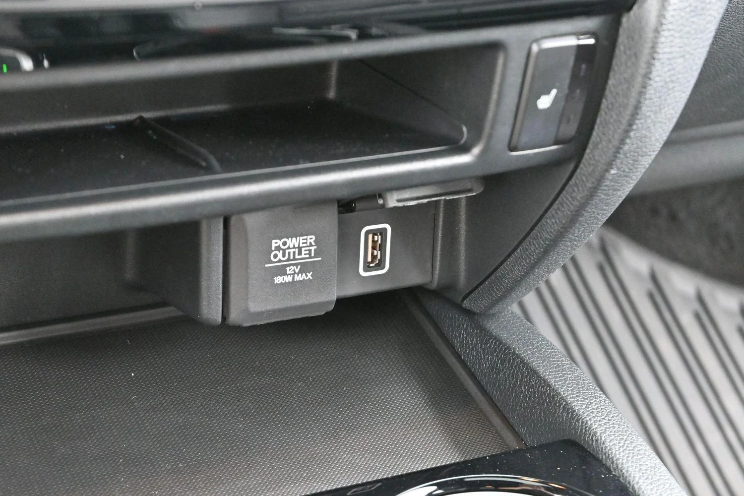 Used 2020 Black Copper Pearl Honda Touring image 27