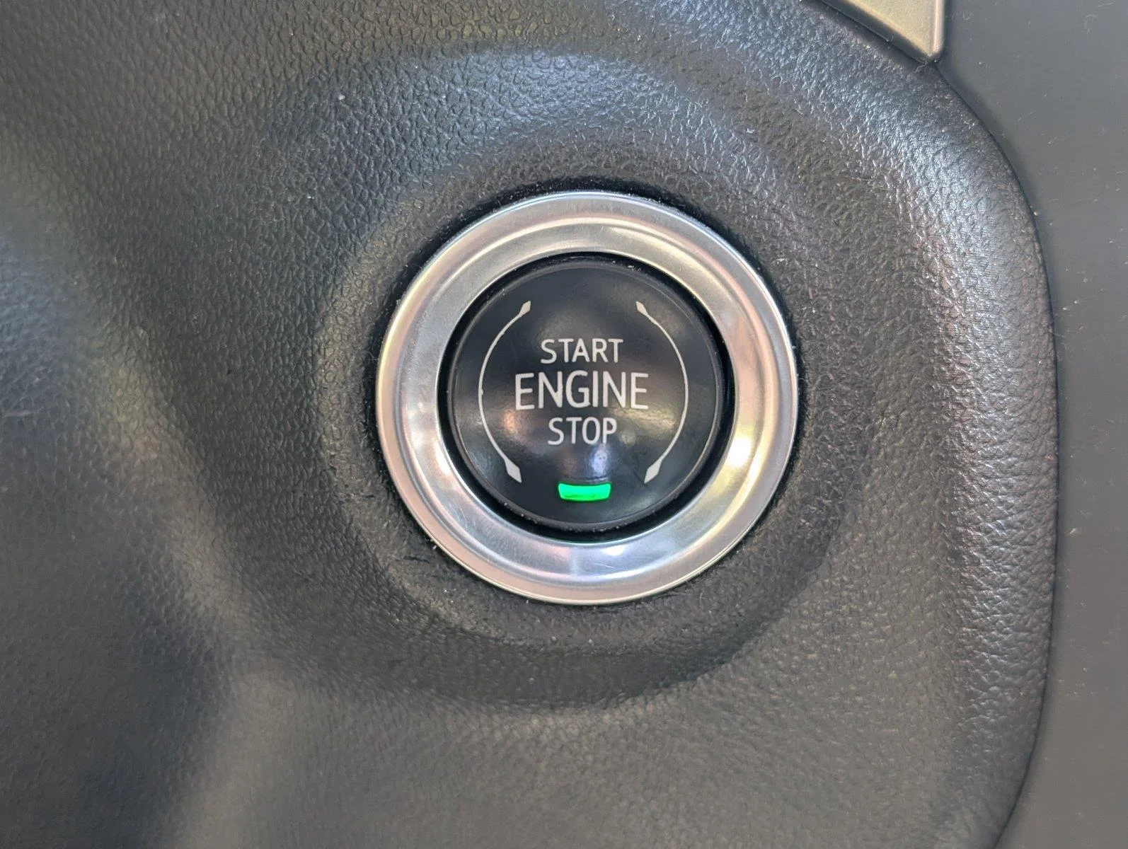 Used 2024 Summit White Chevrolet Custom image 25