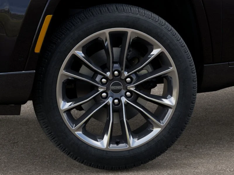 2025 Jeep Grand Wagoneer Series III - Photo 25