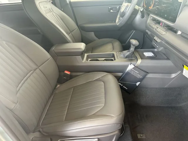 New 2027 Iceberg Green Kia X-Line S image 27
