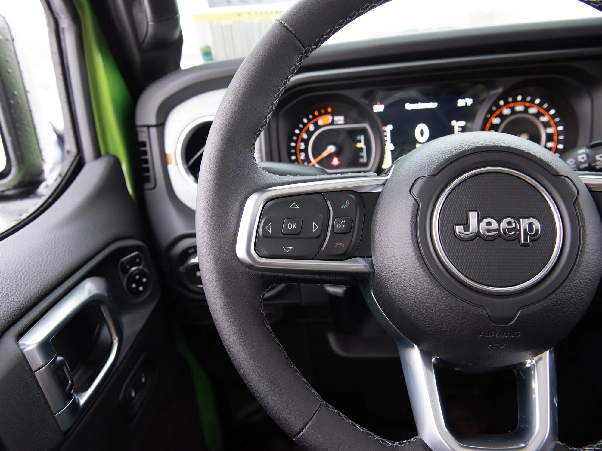 New 2026 mojito Jeep Sahara* 4 Door 4x4, Side Steps, Remote Start, Heated Seats image 12