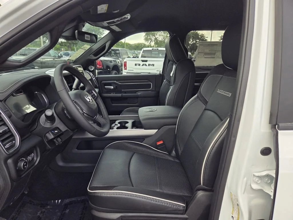 New 2026 Bright White Clear-Coat Exterior Paint RAM Laramie image 9