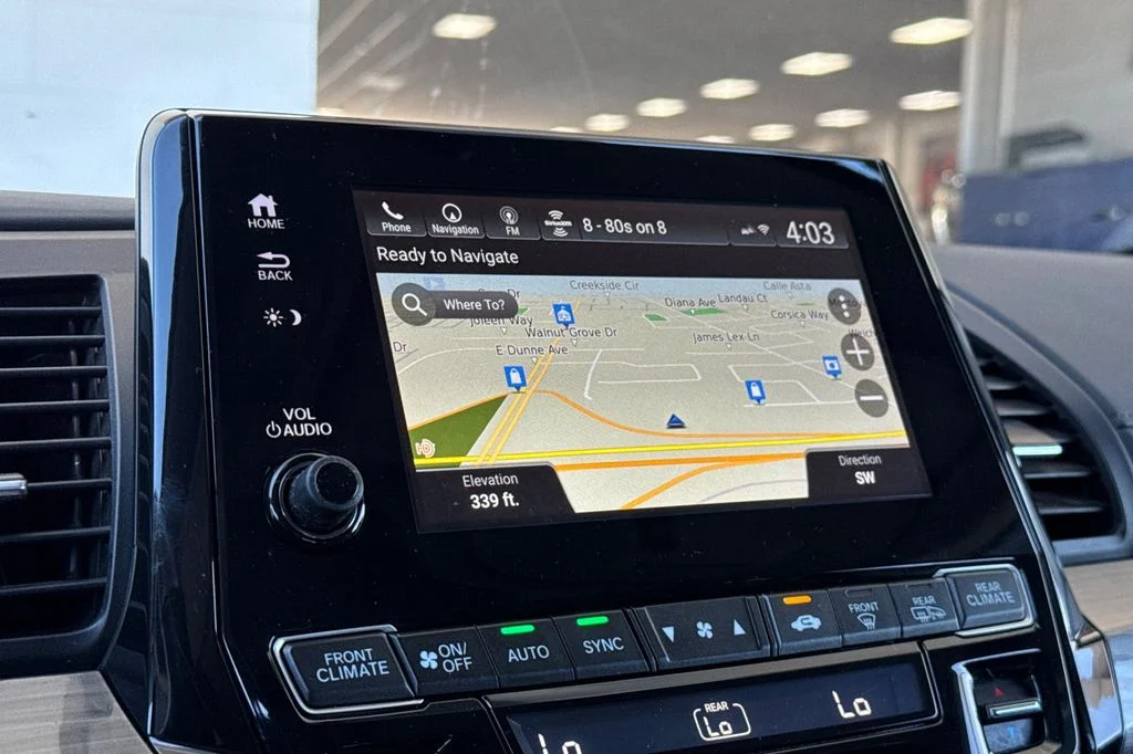 Used 2022 Platinum White Pearl Honda Elite image 22