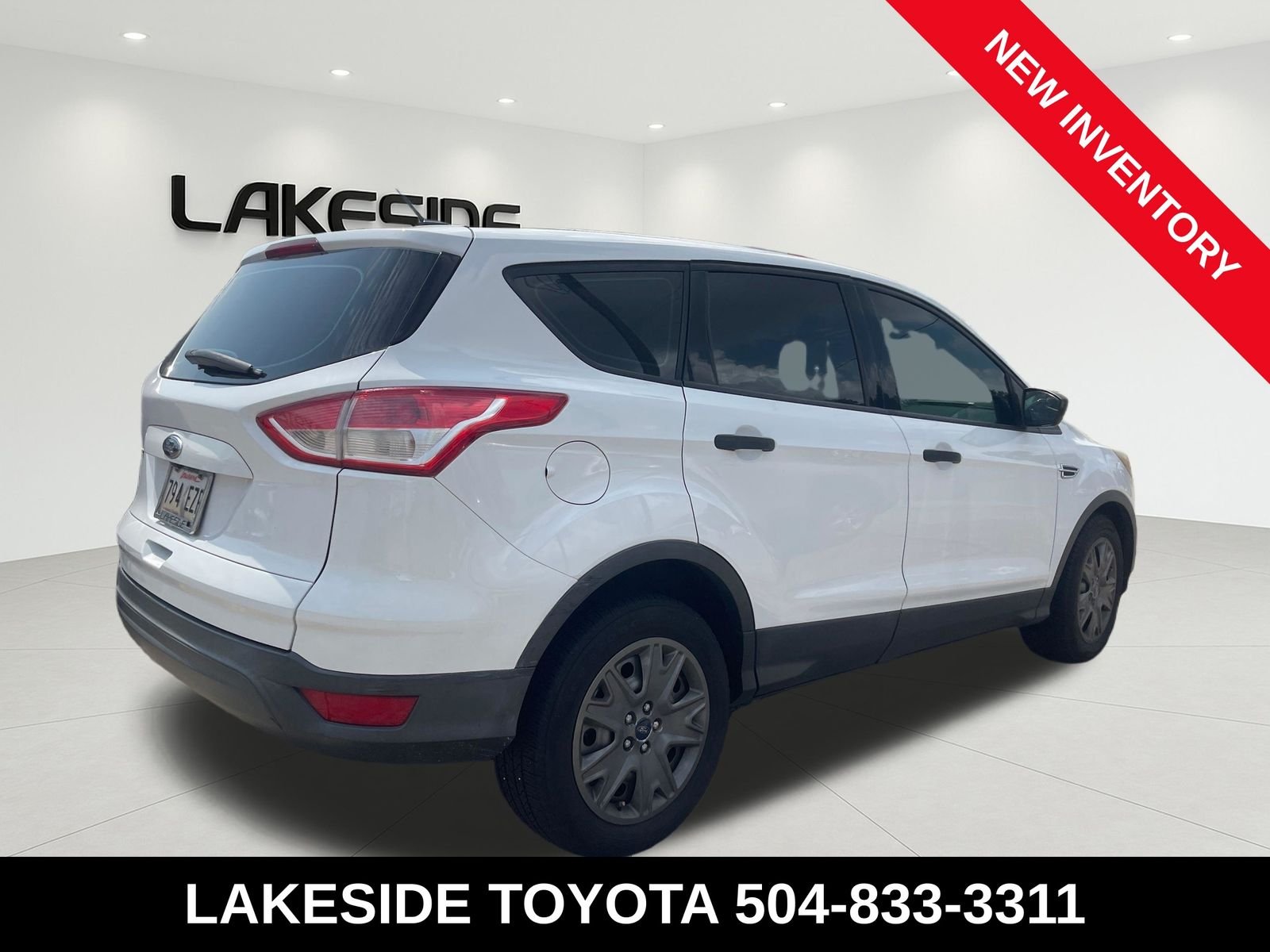 Used 2016 White Ford S image 4