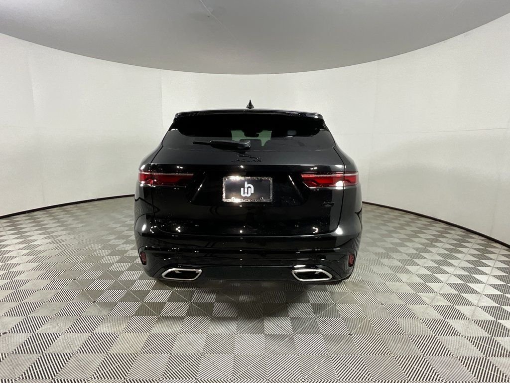 2026 Jaguar F-Pace R-Dynamic S - Photo 7