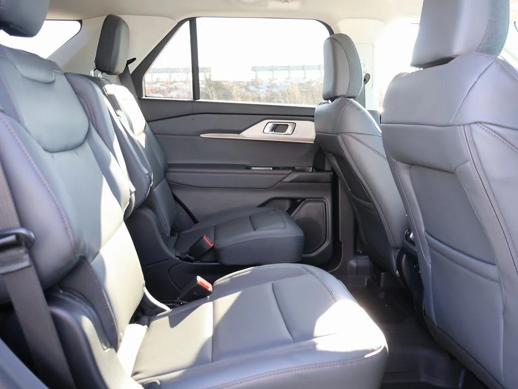 New 2026 Agate Black Metallic Ford Active image 13