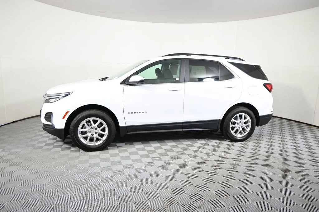 Used 2024 Chevrolet Equinox LT with VIN 3GNAXUEGXRL249538 for sale in Forest Lake, Minnesota