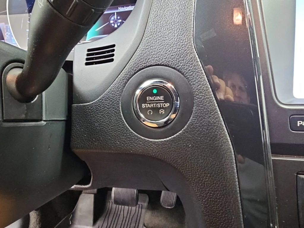Used 2018 Red Ford XLT image 26