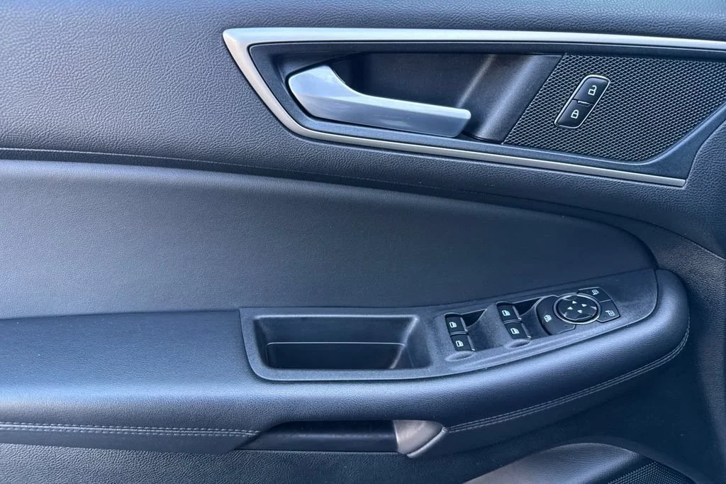 2024 Ford Edge SEL - Photo 11