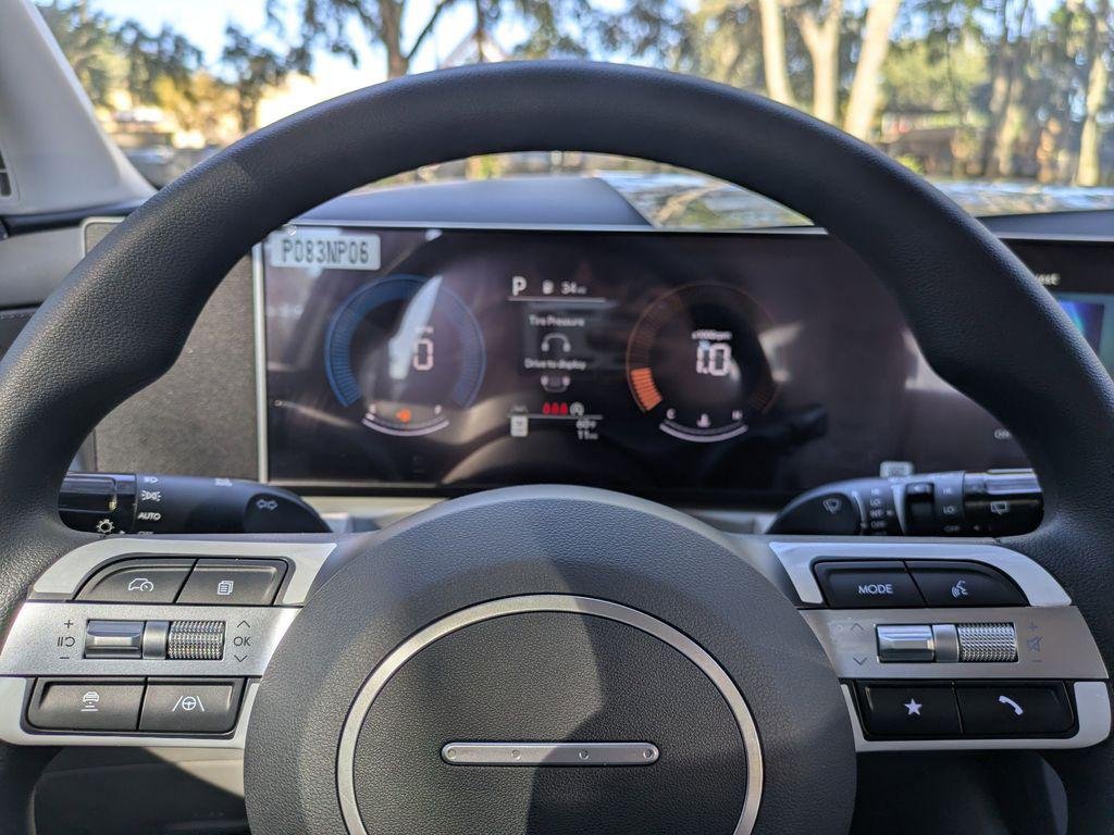 New 2026 Silver Hyundai SE FWD image 28