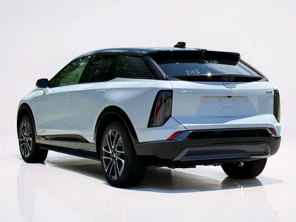 2026 Cadillac OPTIQ Premium Sport - Photo 11