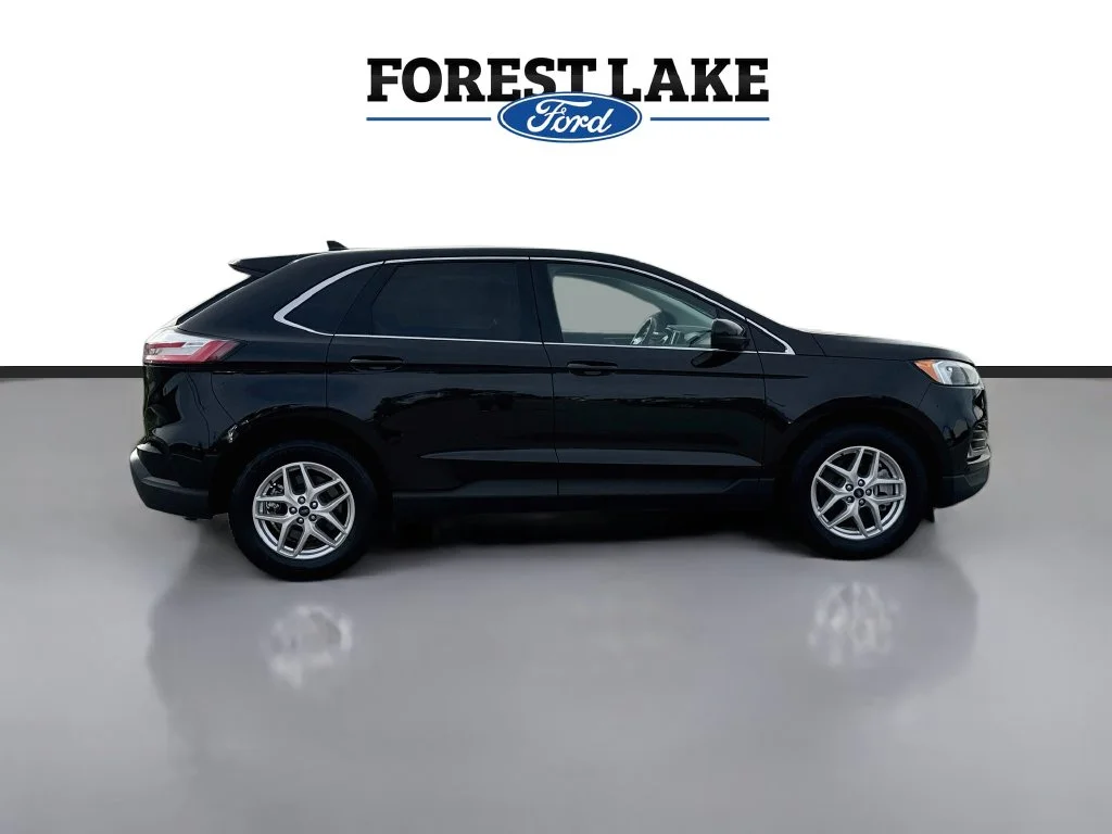 Certified Used 2024 Agate Black Metallic Ford SEL image 8