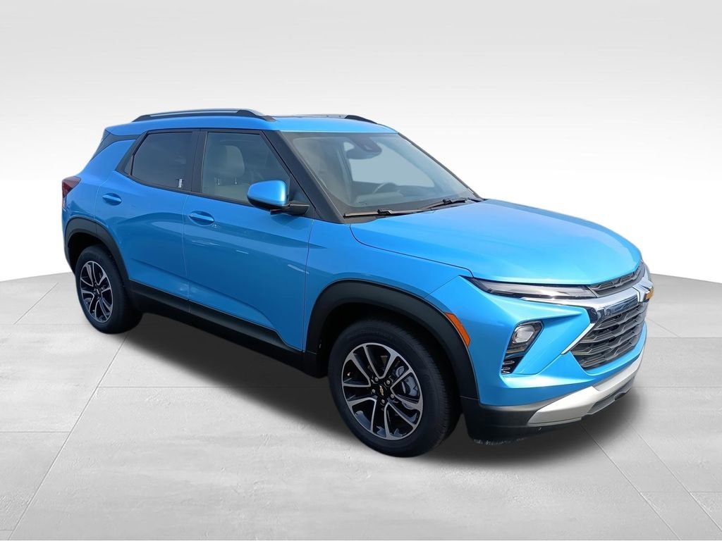 2025 Chevrolet Trailblazer LT - Photo 2