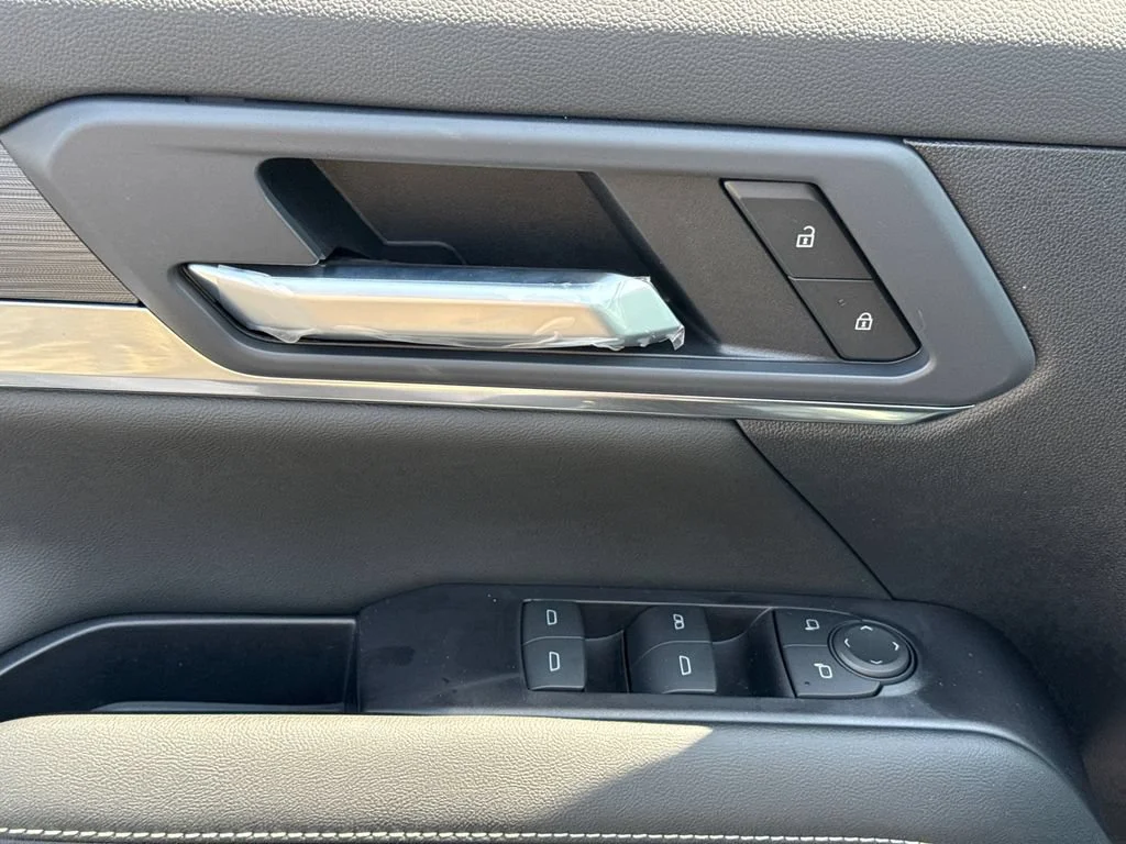 New 2027 Ebony Twilight Metallic GMC Elevation image 15
