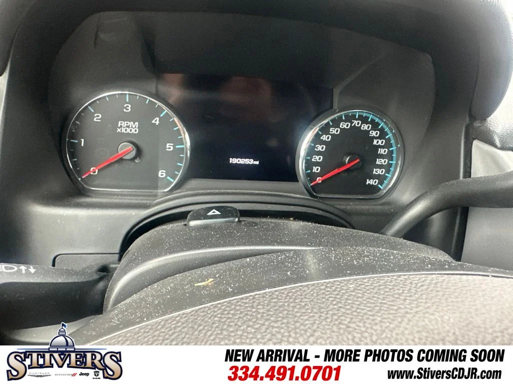 Used 2017 Gray Chevrolet LT image 8