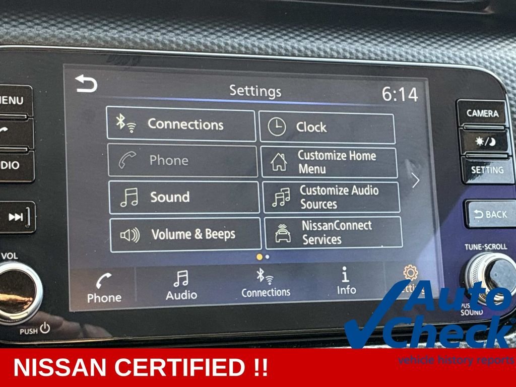 Used 2024 Gray Nissan SV image 31