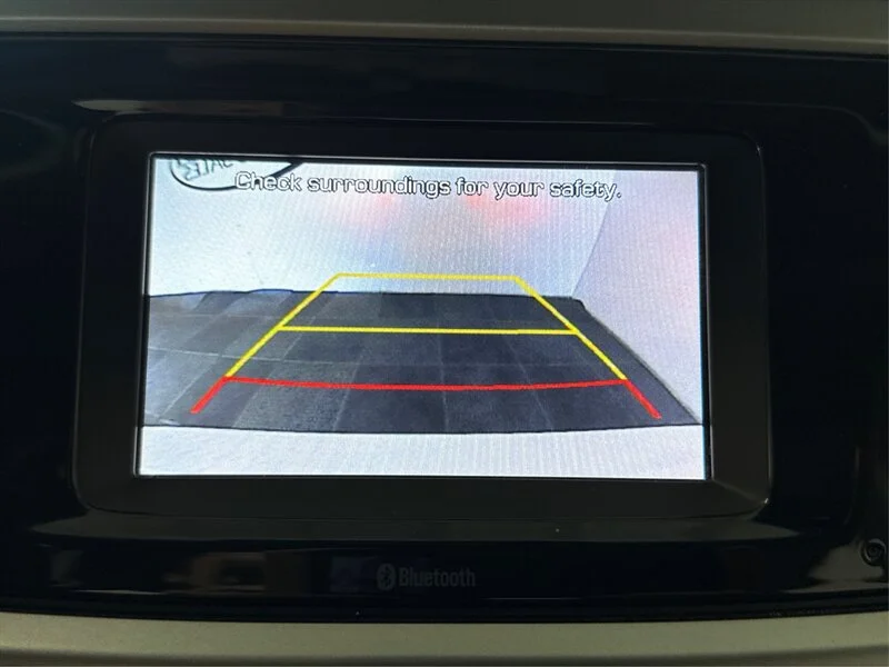Used 2018 Frost White Pearl Hyundai SE image 20