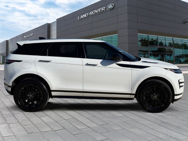 Used 2026 White Land Rover Dynamic image 6