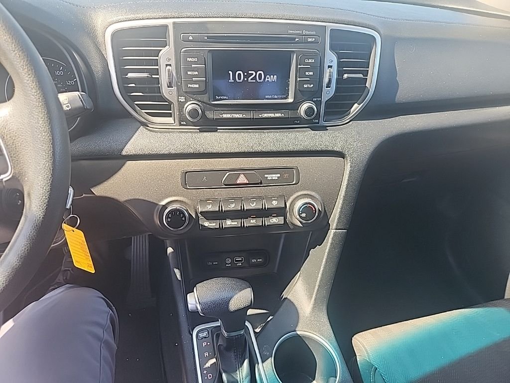 Certified Used 2019 White Kia LX image 23
