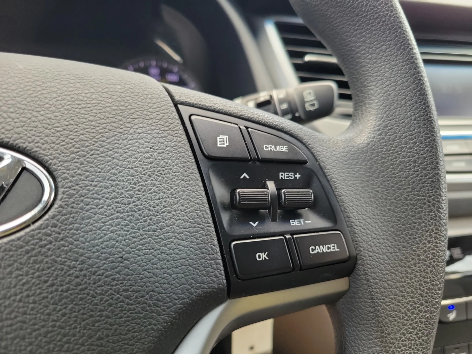 Used 2016 Coliseum Gray Hyundai SE image 19