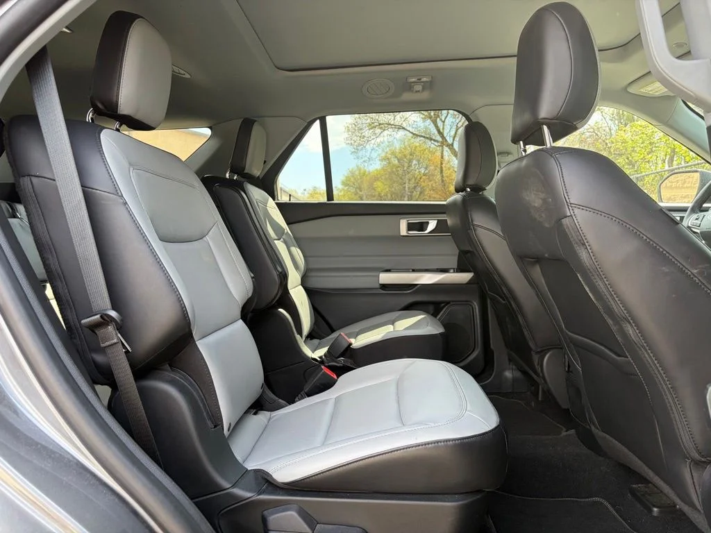 Used 2021 Gray Ford XLT image 18