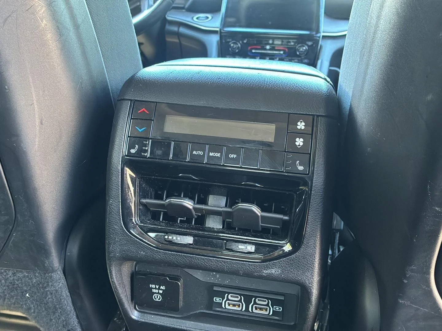 Used 2021 Silver Zynith Jeep Limited image 17