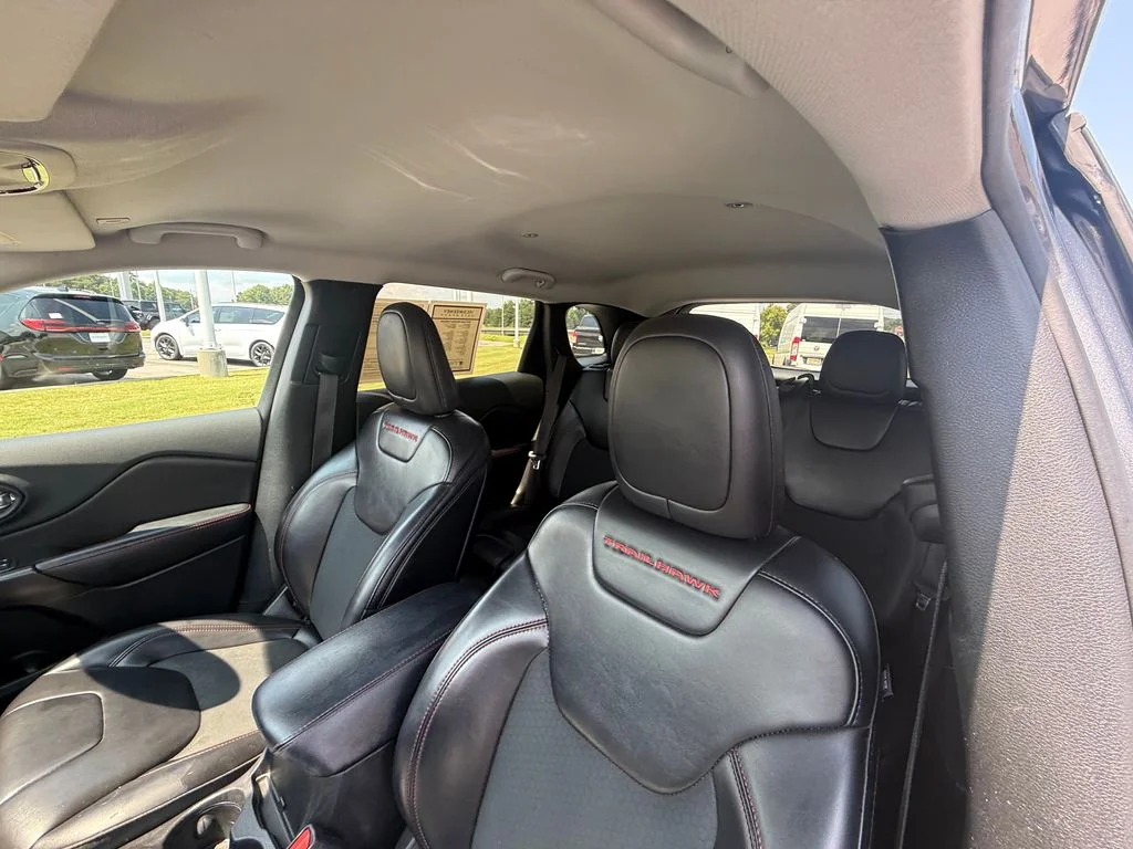 Used 2019 Gray Jeep Trailhawk image 20