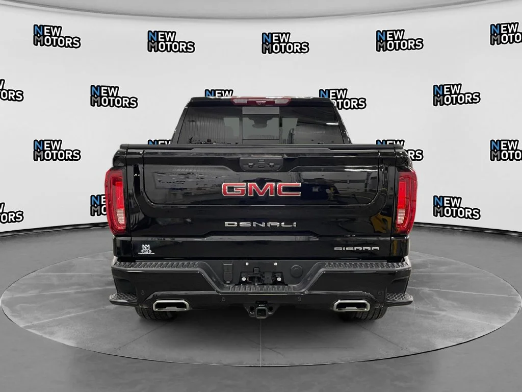 Used 2026 Onyx Black GMC Denali image 4