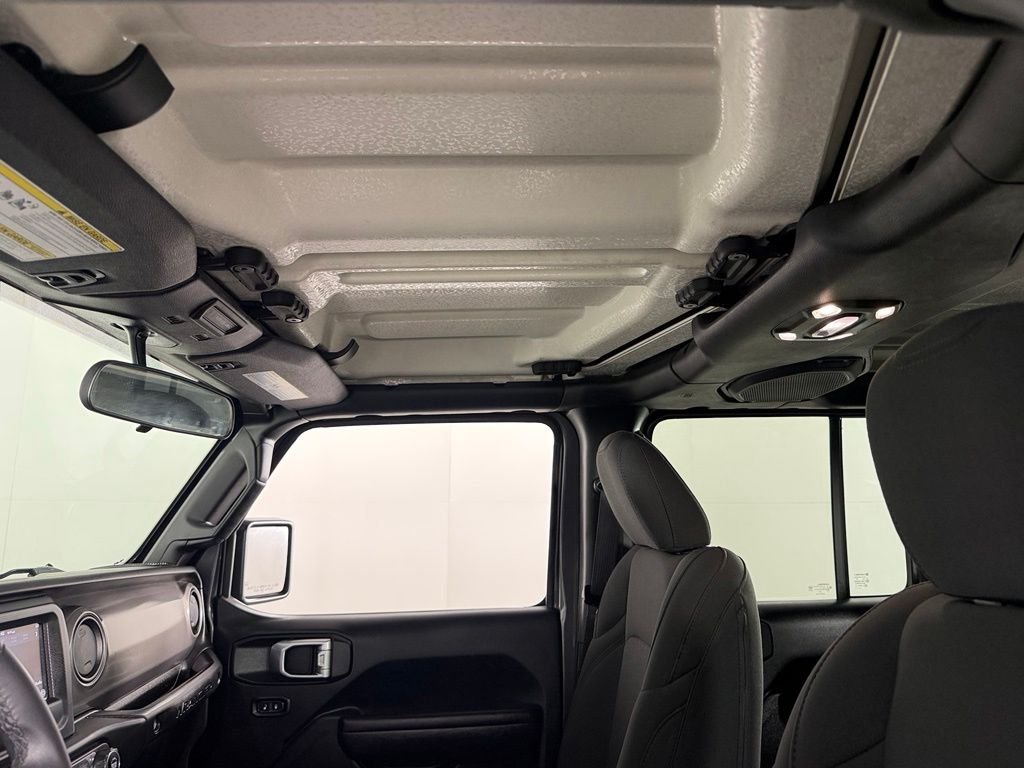 Used 2023 Gray Jeep Sport image 24