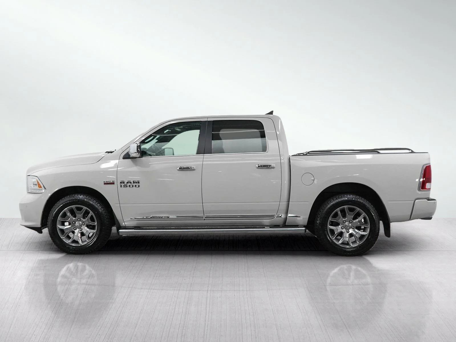 Used 2017 RAM Ram 1500 Pickup Laramie Limited with VIN 1C6RR7PT1HS796478 for sale in Minneapolis, Minnesota