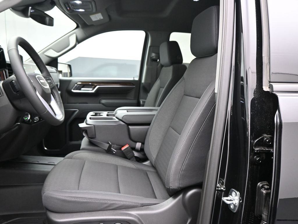 New 2026 Onyx Black GMC Elevation image 10