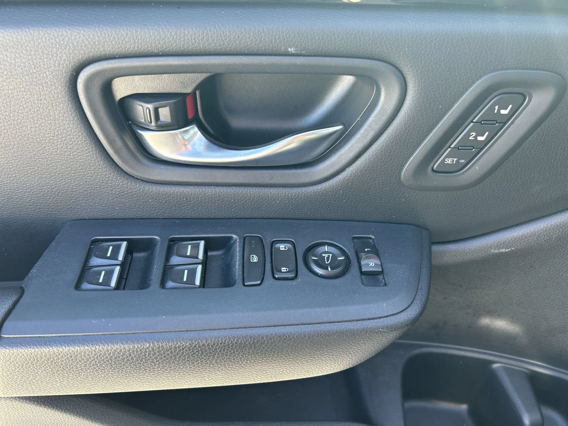 2023 Honda Pilot EX-L - Photo 41