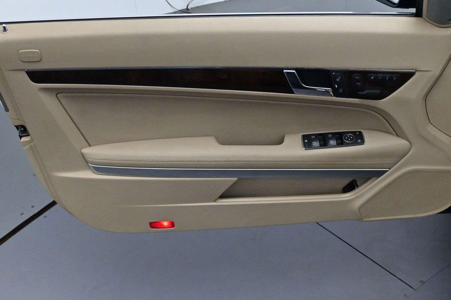 Used 2011 Capri Blue Metallic Mercedes-Benz E 350 image 10