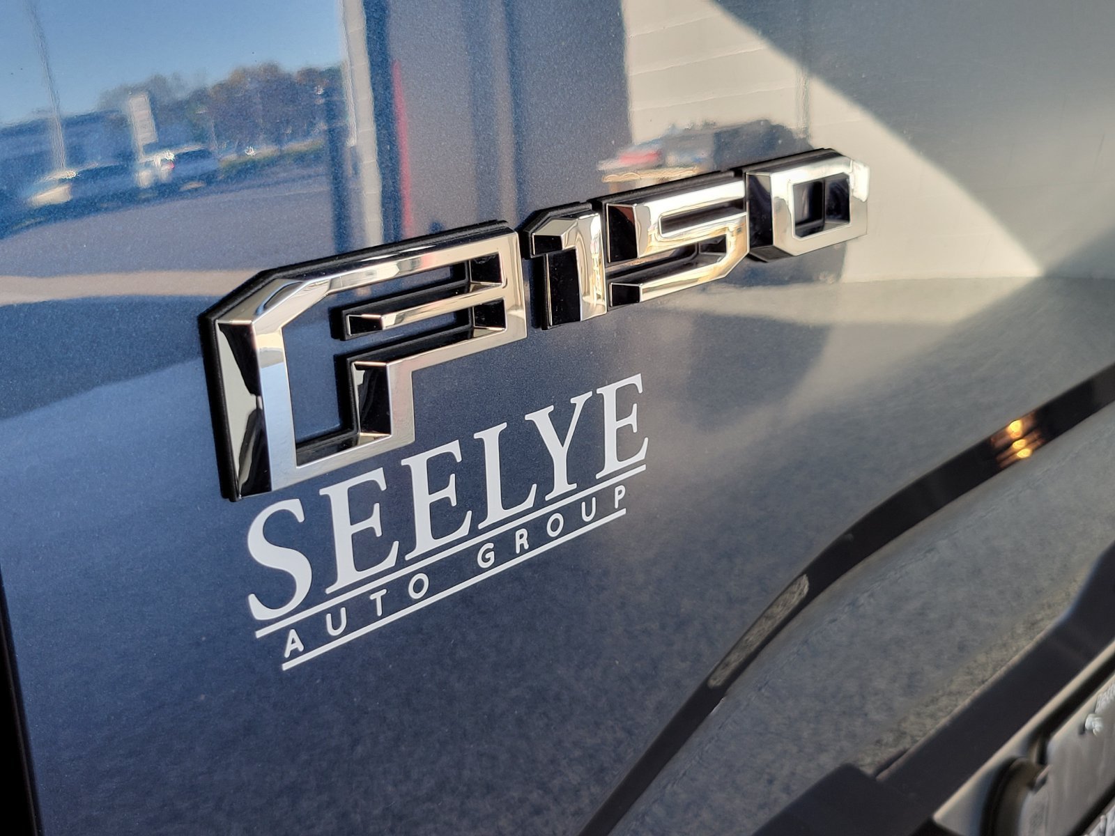 Used 2016 Blue Ford XLT image 28
