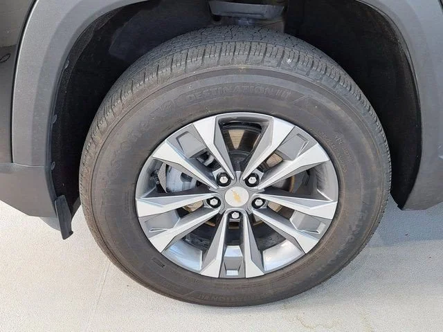 Used 2025 Black Chevrolet LT image 31