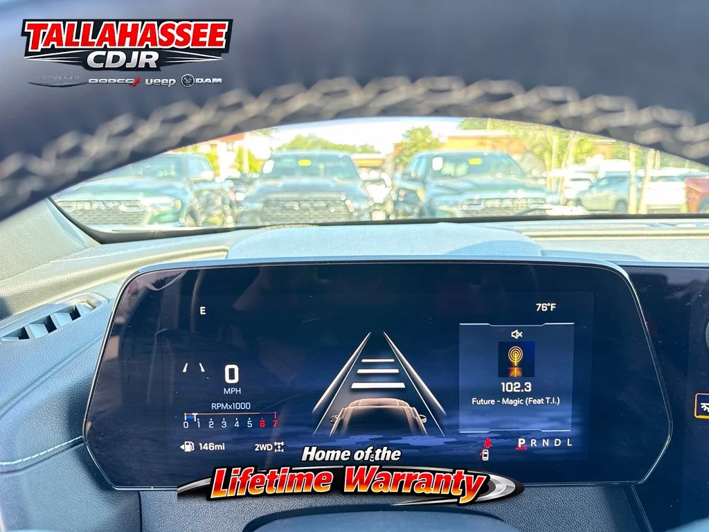 Used 2025 Sterling Gray Metallic Chevrolet LT image 25