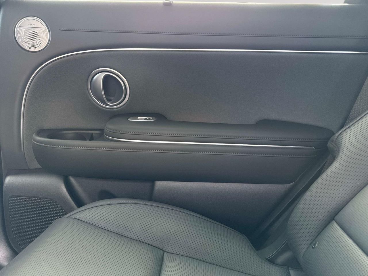 New 2026 Ecotronic Gray Pearl Hyundai Calligraphy AWD image 44