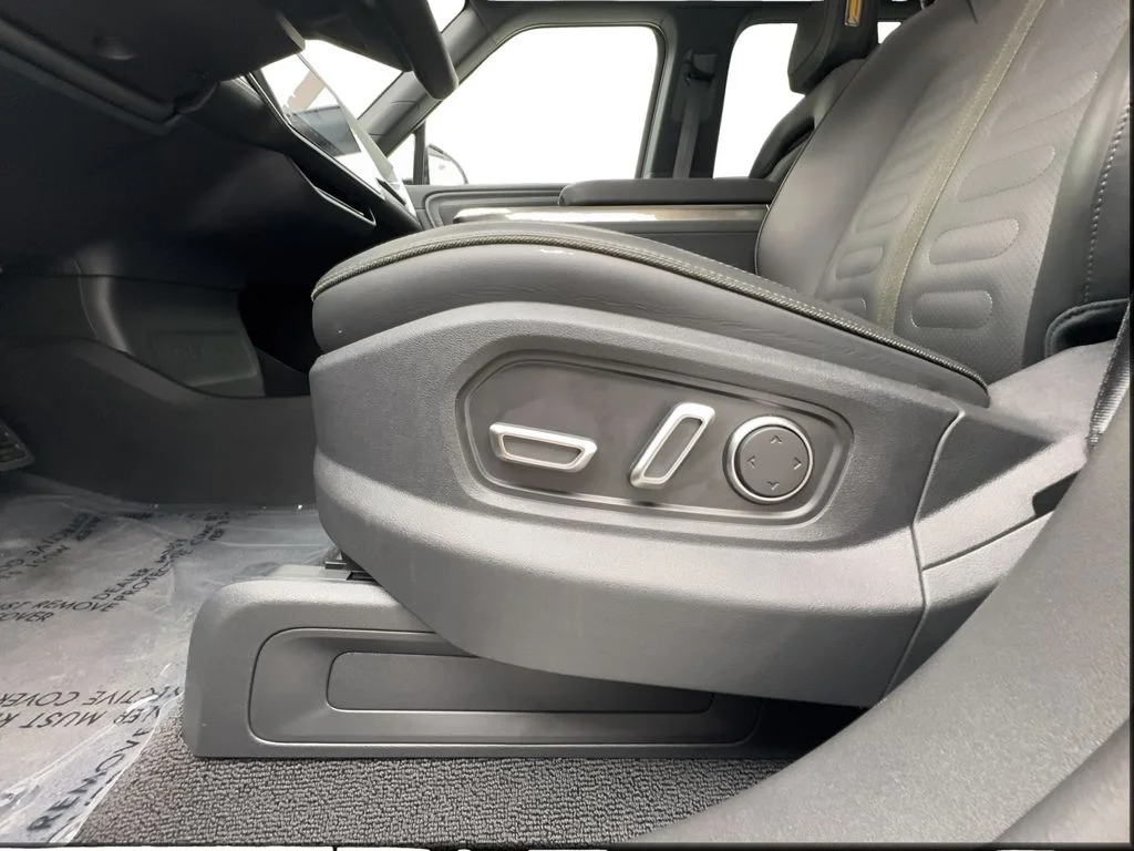 Used 2026 Blue Rivian Dual Motor Standard Pack image 21