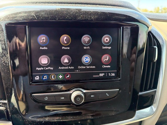 Used 2022 White Chevrolet LS image 15