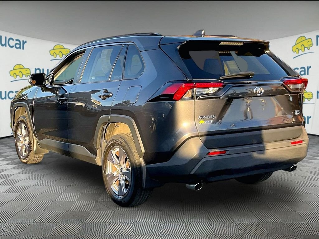 Used 2022 Gray Toyota XLE image 4