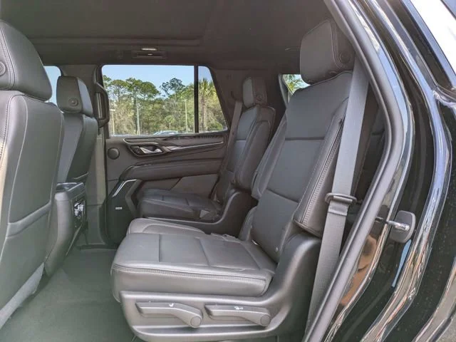 Used 2021 Onyx Black GMC Denali image 16